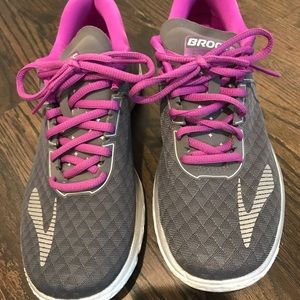 Brooks Pure Flow 6 size 8.5